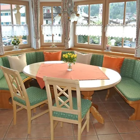 Alpenperle Apartment *
